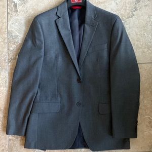 Mens gray suit by Chaps